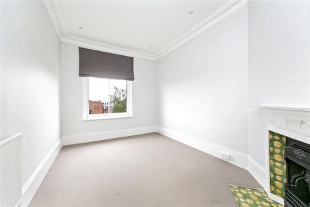 4 bedroom flat to rent - Photo 4