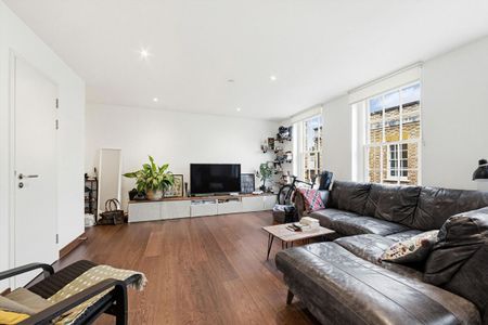 1 bedroom apartment for rent in the Sovereign Court development, E1W - Photo 2