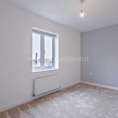 3 bedroom property to rent in St Neots - Photo 1