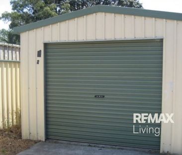 Charismatic Cottage in Beachmere! - Photo 4