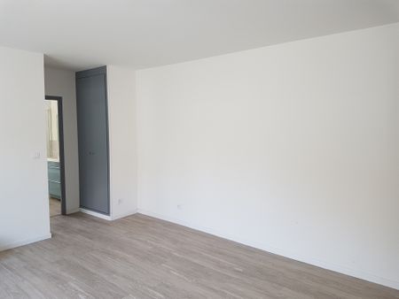 Location Appartement 2 pièces 44m² VIERZON 18100 - Photo 5