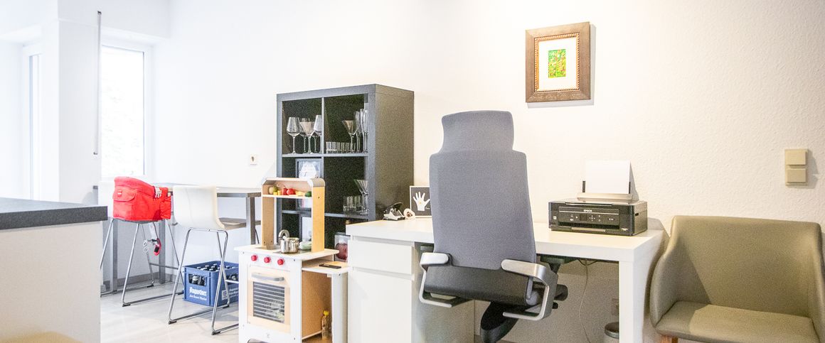 Gut geschnittene 3 Zimmerwohnung mit Tiefgarage und Einbauküche im Bielefelder Westen - Foto 1