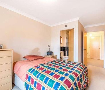 Gloucester Court Lordship Lane, London, SE22 - Photo 5