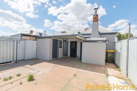Convenient Central Location - Photo 3