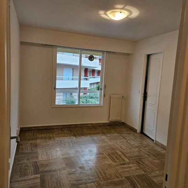 Location Appartement 1 pièce 20m² VENCE 06140 - Photo 1