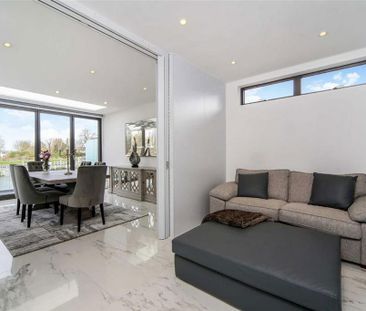 3 bedroom detached house to rent - Photo 2