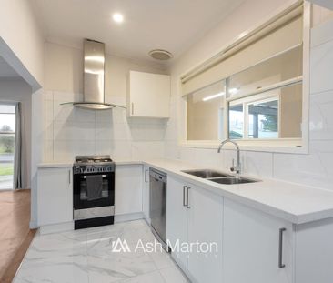 Three Bedroom Home in Prime Location - Photo 1