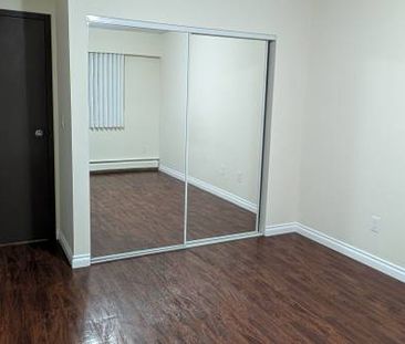 1 Bedroom Apartment in LANGLEY CITY - Photo 1