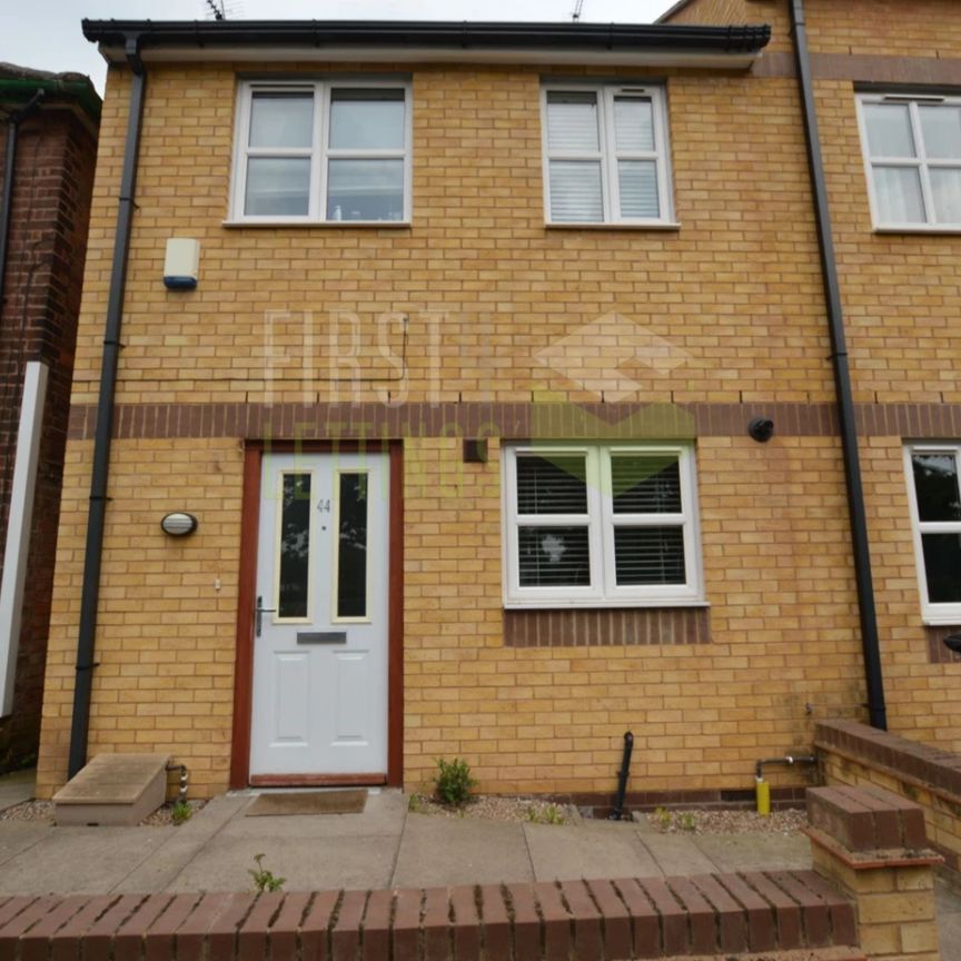 MacAulay Street, Knighton Fields, Leicester, LE2 - Photo 1