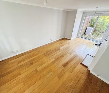 2 bedroom terraced house to rent - Photo 4
