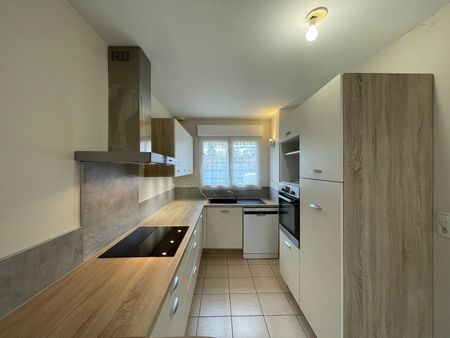 Location Maison 4 pièces 80m² BOUCHEMAINE 49080 - Photo 5