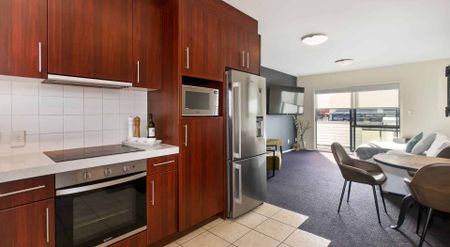 two-bedroom apartment - Photo 3