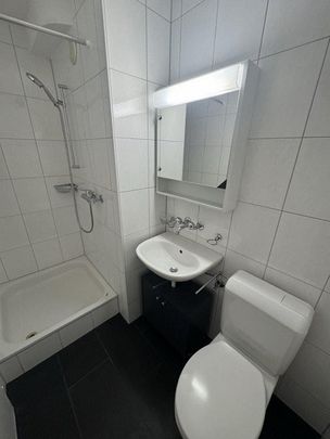 Tolle und zentrale 1.5-Zimmerwohnung in Ittigen - Photo 1