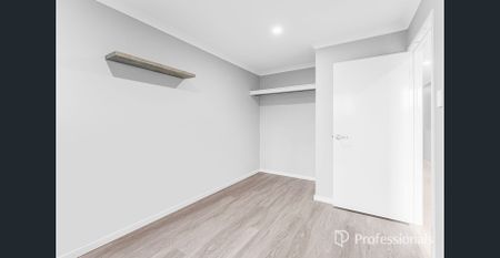 Modern 3x2 Coastal Home! - Photo 4