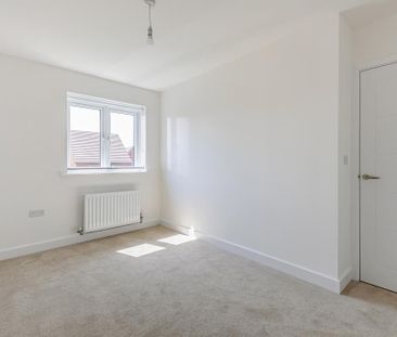 4 bedroom detached house to rent - Photo 1