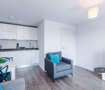 1 bedroom flat to rent - Photo 5