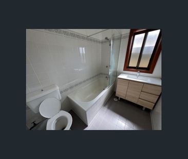 Modern 3-Bedder - Photo 3