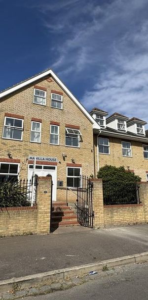 1 bedroom flat to rent - Photo 1