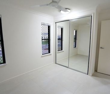 17 Yass Circuit, Kelso QLD 4815 - House For Rent | Domain - Photo 5