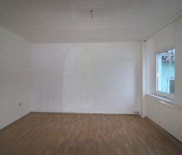 ++ STADTWOHNEN – 2 Zimmer, 2. Etage, Altbau-Whg., nahe Klinikum und... - Photo 5