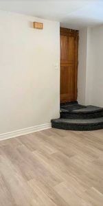 1 bed, 1 bath Apartment Danforth. 2 min walk to Greenwood subway - Photo 4