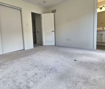 For Lease - 66 Cornell Centre Boulevard, Markham, Ontario - Photo 6
