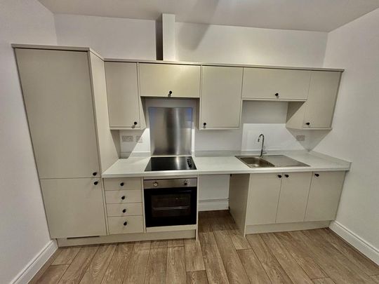 2 bedroom flat to rent - Photo 1