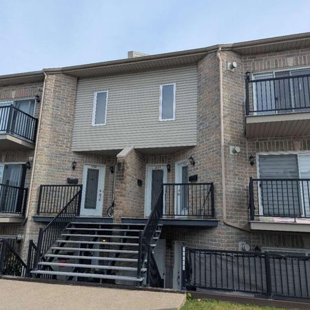 4 1/2 RDC A Louer 1450$ 01 Janvier - Photo 3