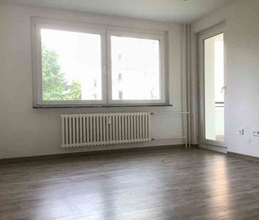 Nimm mich! Ansprechende 2-Zimmer-Wohnung mit Balkon in Baumheide zu... - Photo 1