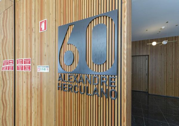 1 Bedroom Apartment with a view, Largo do Rato, Lisboa