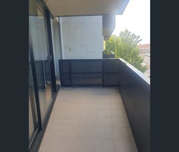 6/4 Mason Street, Newport, Vic 3015 - Photo 5
