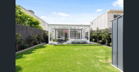 Stunning double fronted gem!! - Photo 4