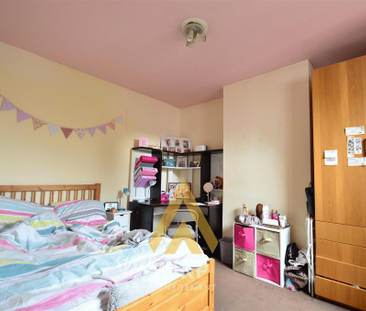 4 bedroom terraced house to rent - Photo 3
