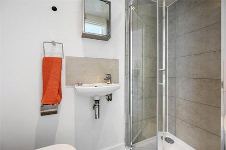 Studio to rent - Photo 5