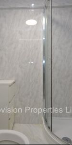 Flats in Leeds Hyde Park - Photo 4