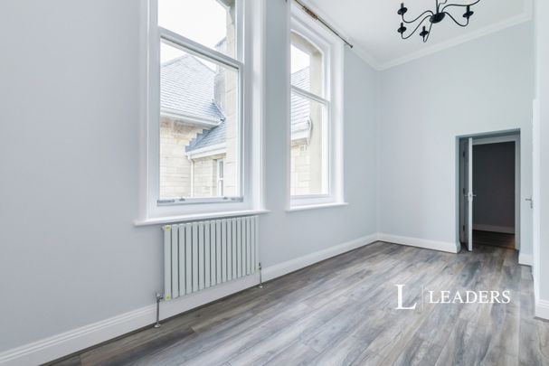 2 bedroom apartment to rent Poole Road, Bournemouth, BH4 - Photo 1