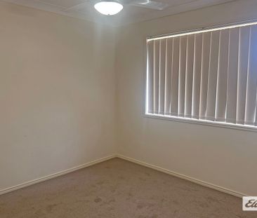 Comfortable Family Living - Photo 4