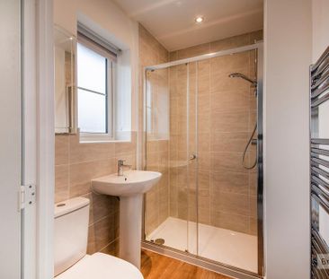 3 bedroom semi-detached house to rent - Photo 6