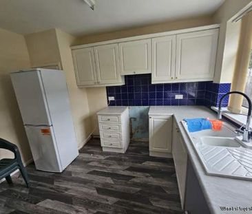 2 bedroom property to rent in Heckmondwike - Photo 4