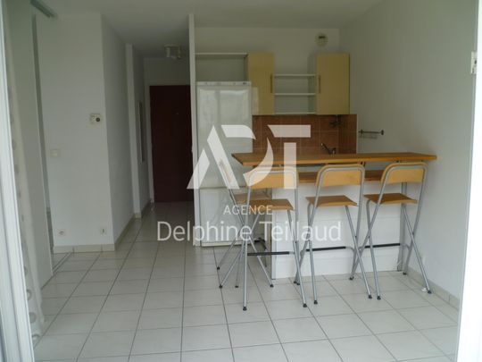 Location Appartement 2 pièces 29m² GRENOBLE 38100 - Photo 1