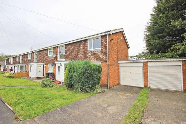 Hollycrest, Hilda Park, Chester-le-street, DH2 - Photo 1