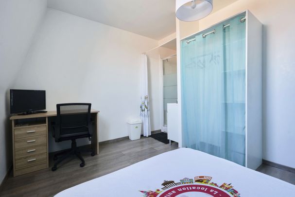 Croix G Roommate 5 Bedrooms at Roubaix - Photo 1