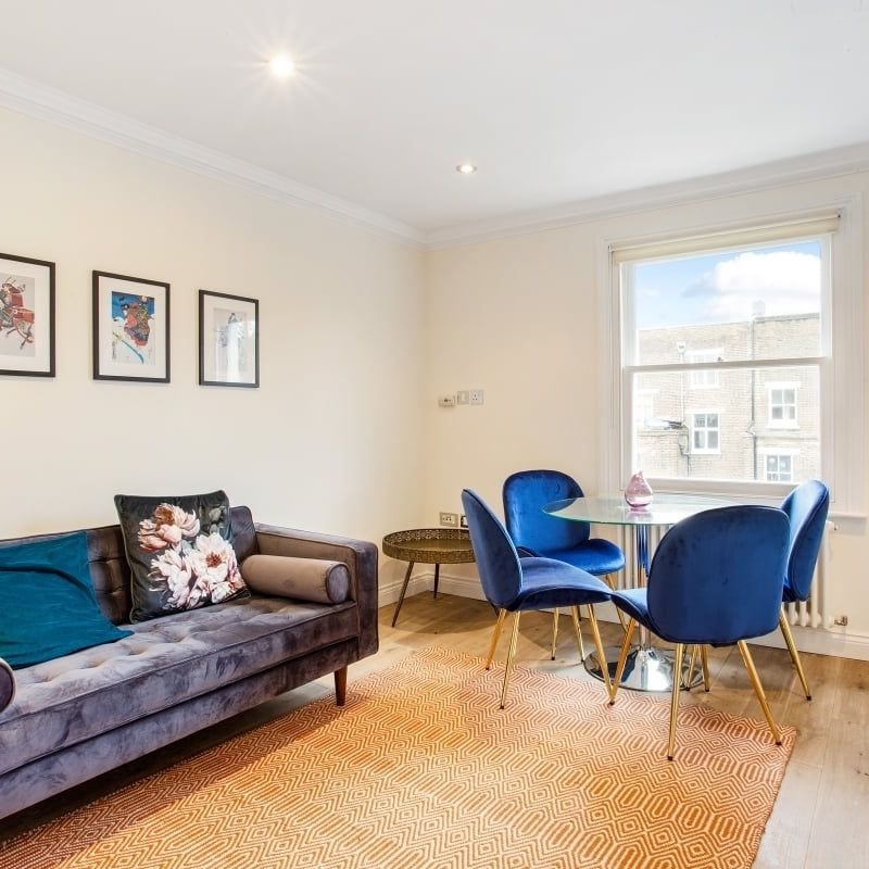 2 bedroom flat to rent - Photo 1