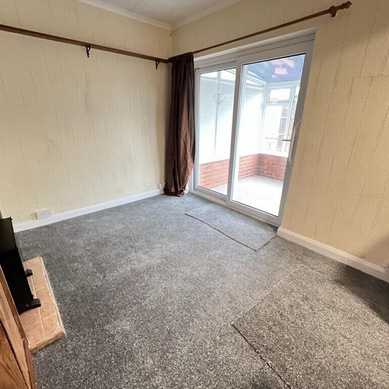 3 bedroom townhouse to rent - Photo 1