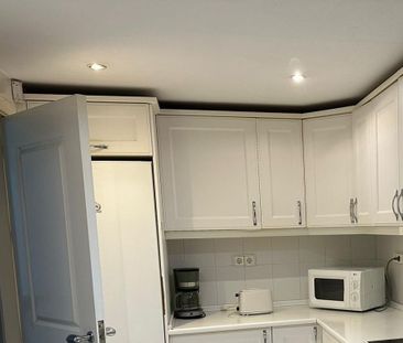 2 bedroom luxury Apartment for rent in Puerto Banus, Andalusia - Photo 6