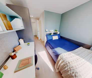 Accessible En-suite - Photo 2