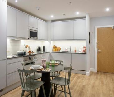 2 bedroom flat to rent - Photo 6