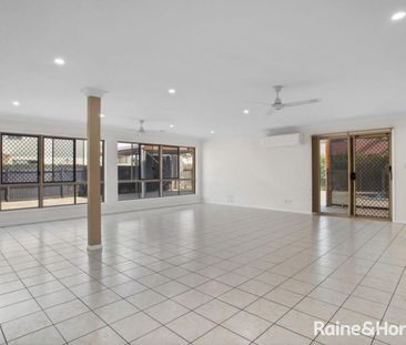 Executive Living with a pool! - Photo 3