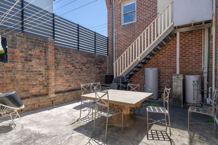 Prime Cooks Hill Living - Photo 4