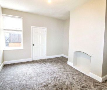 2 bed lower flat to rent in NE6 - Photo 3